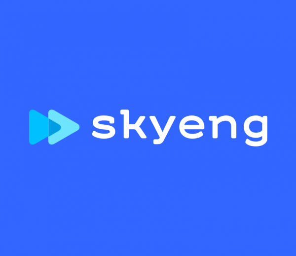 Skyeng ищет сильного дизайнера коммуникаций