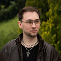 Евгений Са... — дизайнер